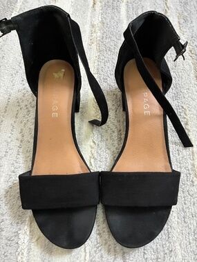 Rampage Mattie faux suede 2in block heel sandals, adjustable ankle strap Size 9